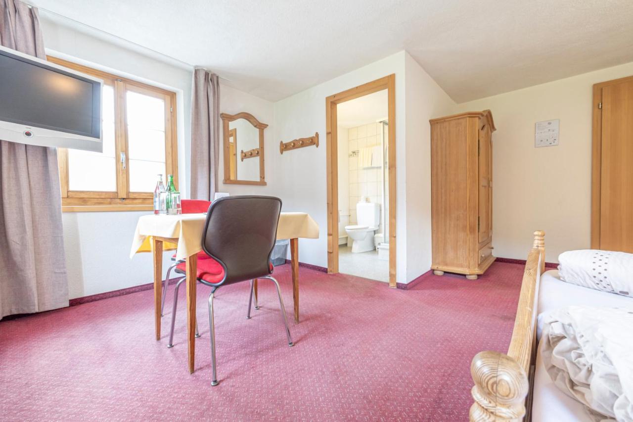 Landgasthof Sommerfeld Pragg-Jenaz ภายนอก รูปภาพ