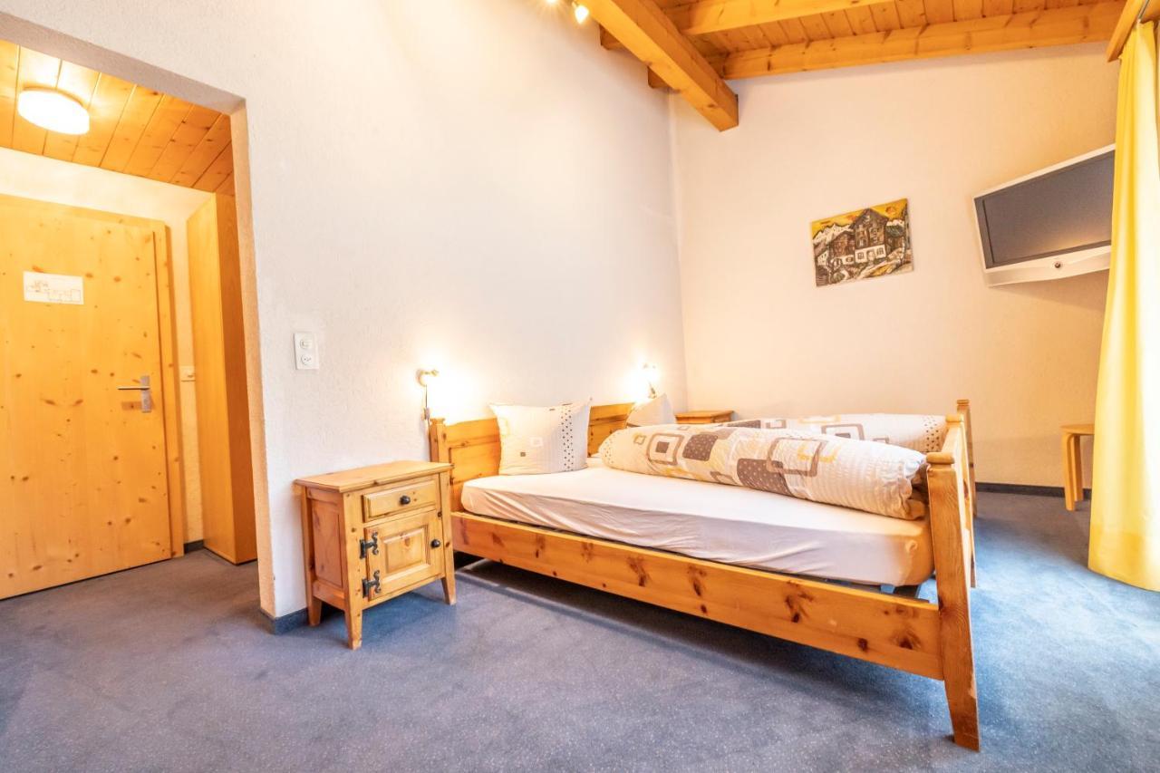 Landgasthof Sommerfeld Pragg-Jenaz ภายนอก รูปภาพ